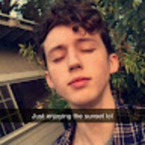 Meet your Posher, Yan